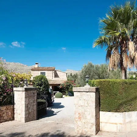 Assumpcio In Mit Pool Und Grill By Interhome