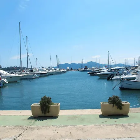 Assumpcio In Mit Pool Und Grill By Interhome *