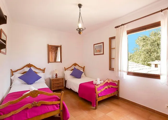 Holiday home Assumpcio In Mit Pool Und Grill By Interhome